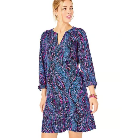 Lilly Pulitzer Cath 3/4 Sleeve Dress in Blue Flare Always Pawsitive Print Small - Picture 1 of 9